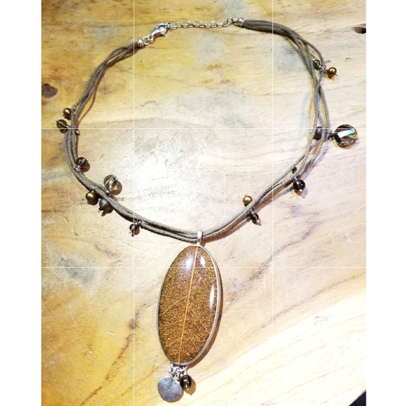 Indonesia 925 Resin Leaf Pendant - Picture 1 of 10